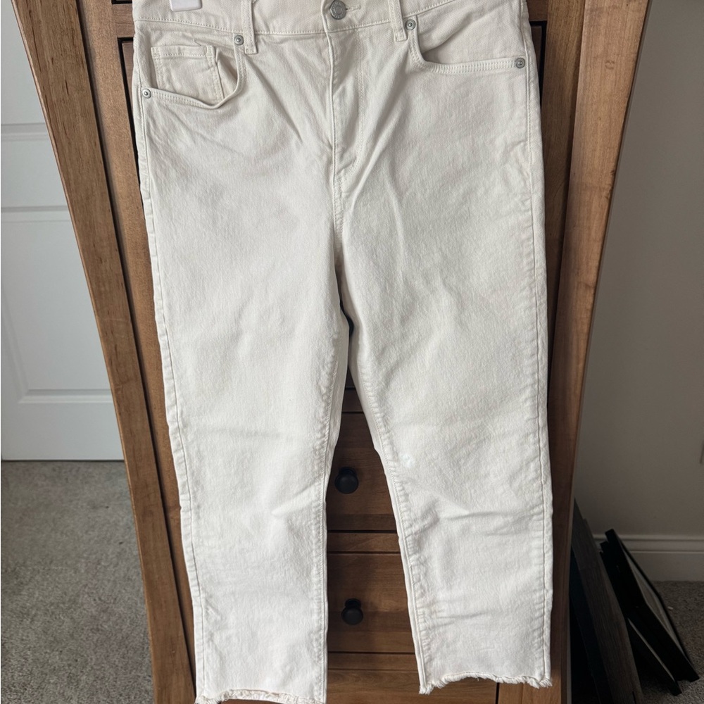 LOFT Women's Off-White Cropped Jeans